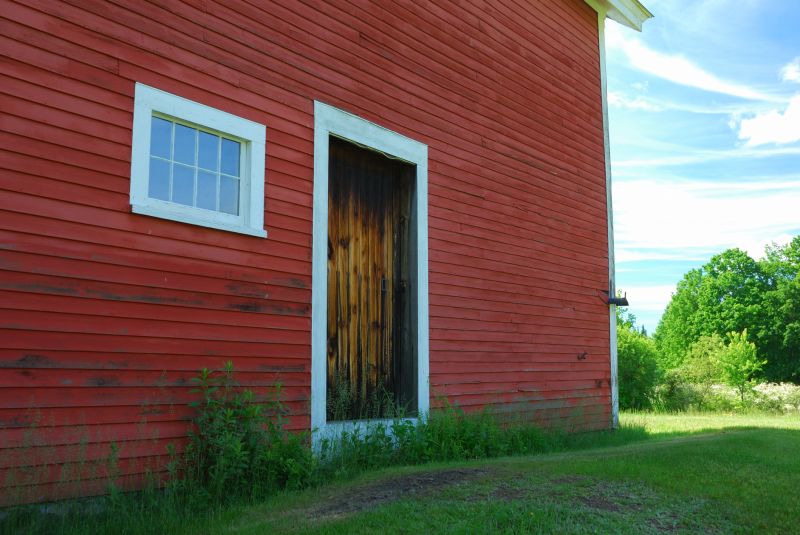 Wood Barn Siding Installation in Scottsboro, AL